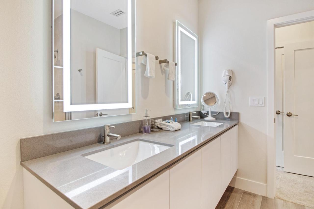 Modern Townhouse Near Disney With Heated Pool Orlando Exterior photo